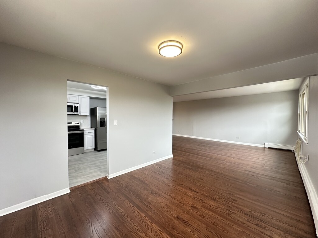 Building Photo - 8644 Skokie Blvd