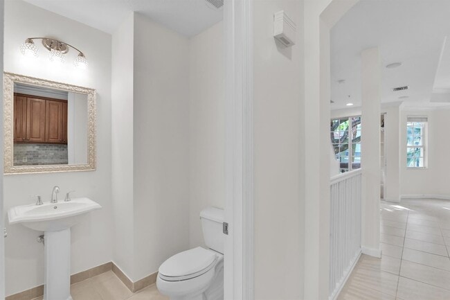 Building Photo - 2441 San Pietro Cir