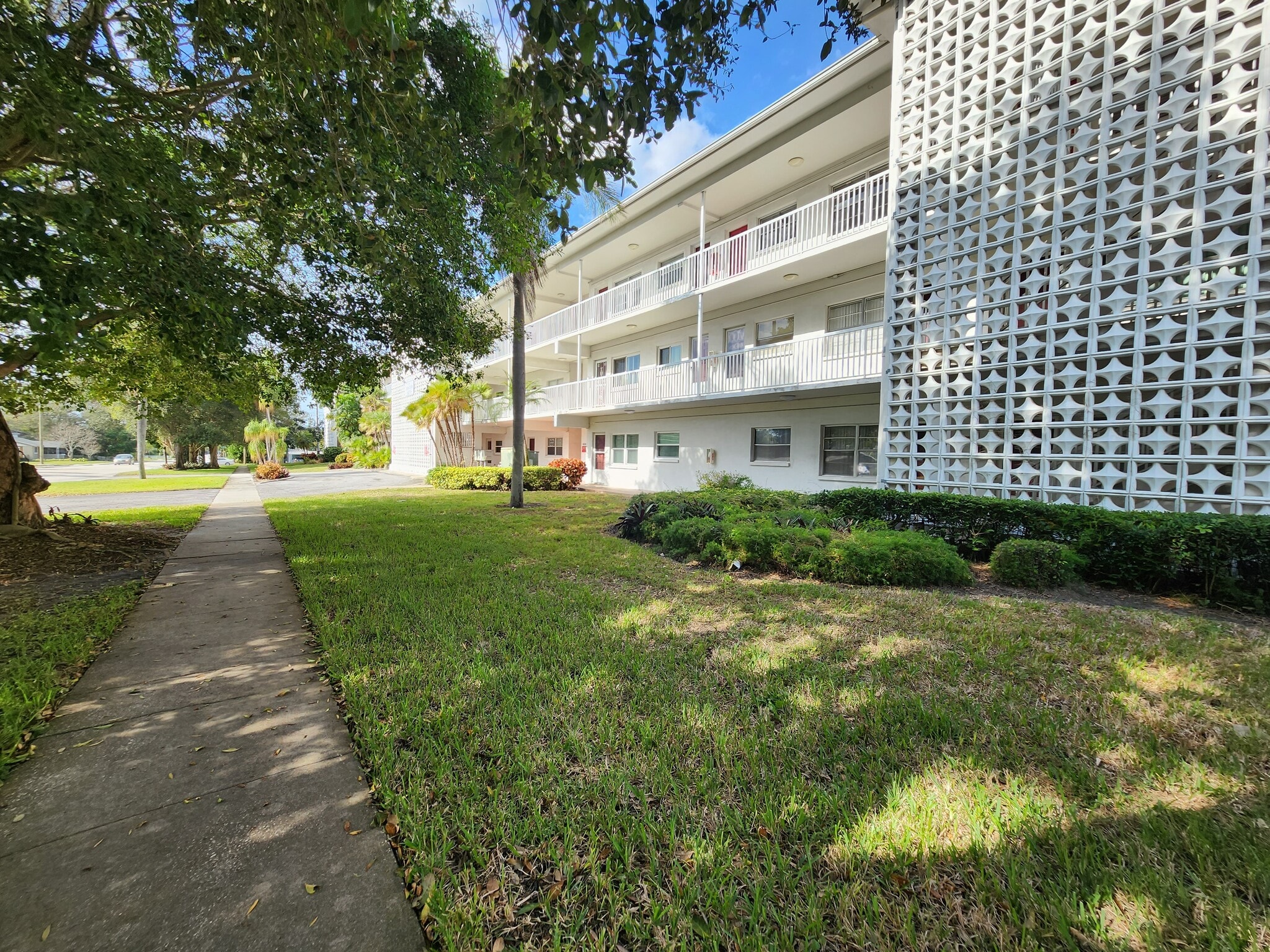 Building Photo - 5155 9th Ave N