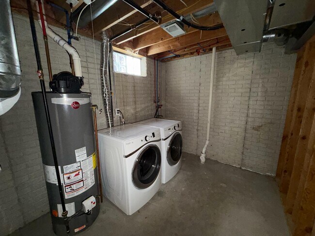 Building Photo - 2630 Bennett St