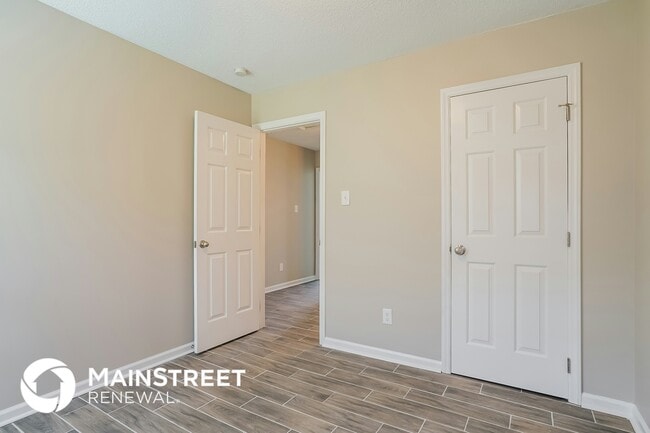 Building Photo - 110 Impressive Ln