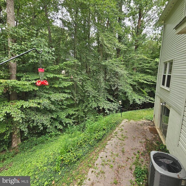 Building Photo - 6004 Station View Ct