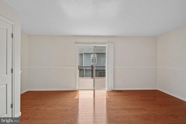 Building Photo - 606 Ransom Ct