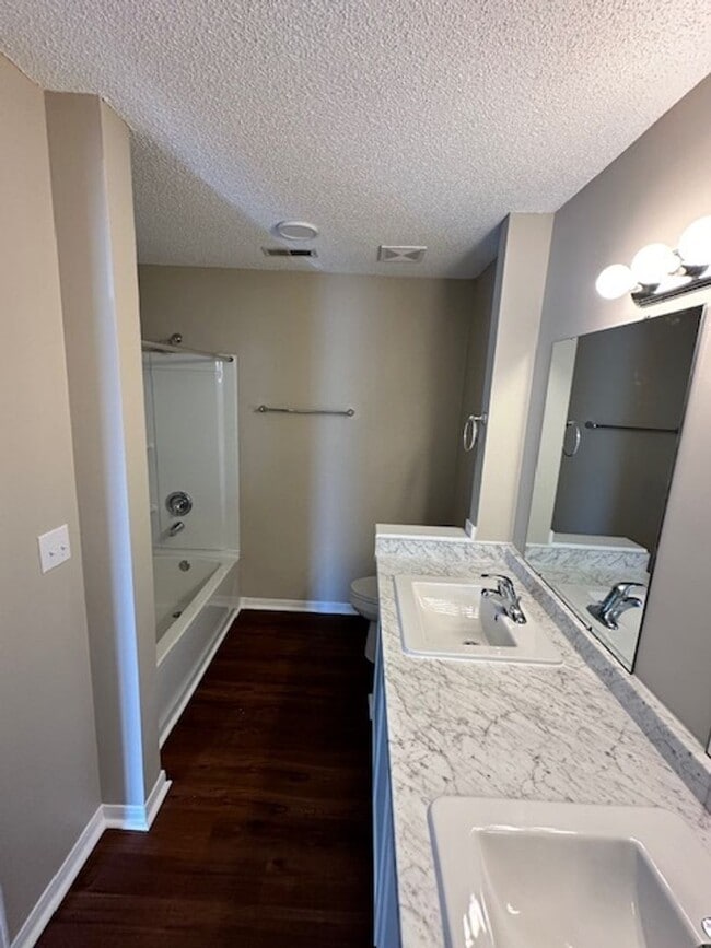 Building Photo - Private Condo in The Meridian, Mount Pleasant - Available July 1, 2026!