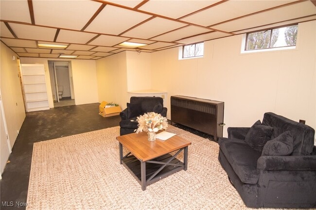 Building Photo - 134 Carroll Dr