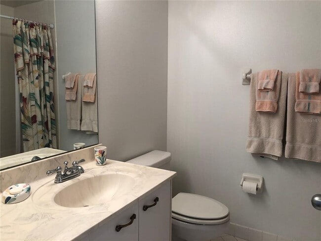 Building Photo - 8000 Sailboat Key Blvd S