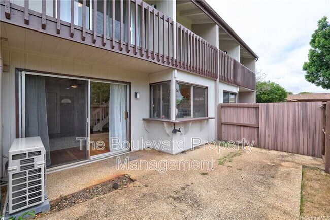 Building Photo - 95-045 Hokuiwa St