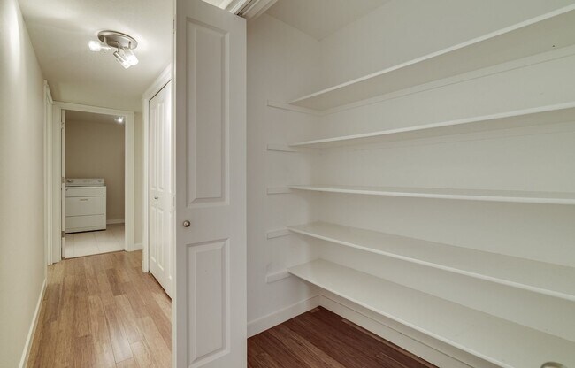 Building Photo - 4Bed, 3Bath Home in West Slope / Raleigh H...