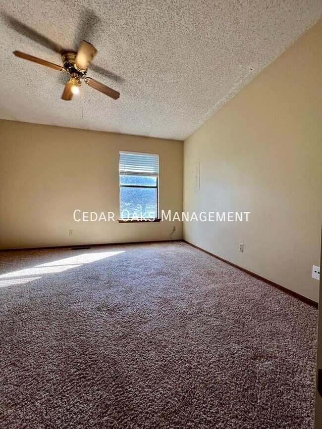 Building Photo - 4098 N Sunflower Cir
