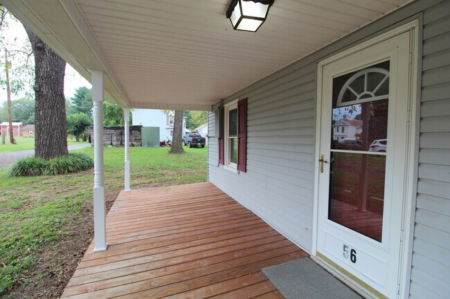 Building Photo - 56 Grindstone Rd