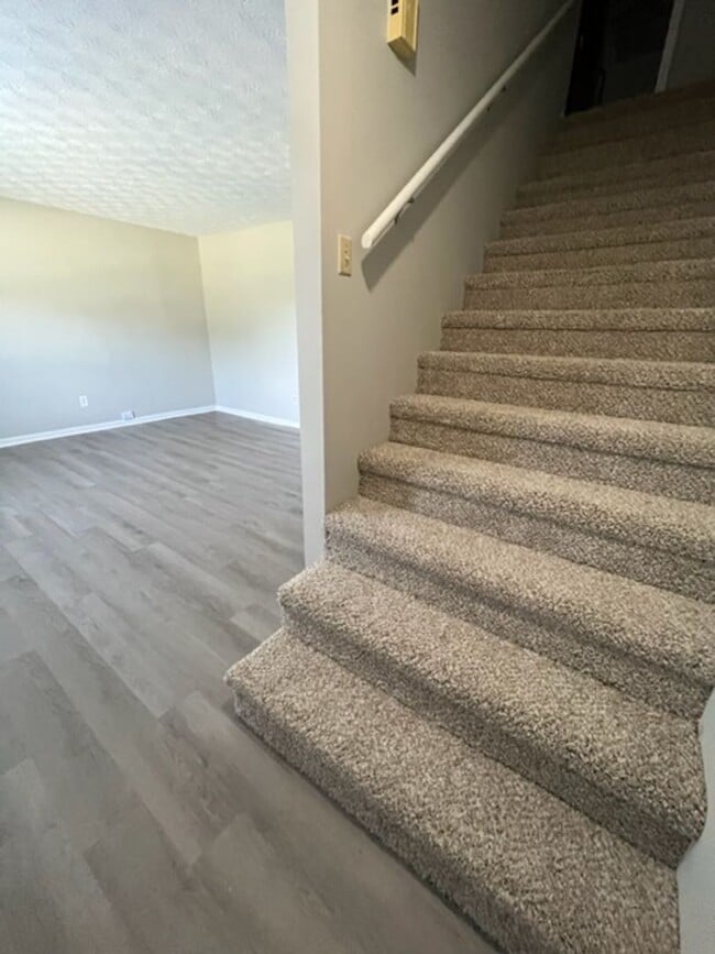 Building Photo - 314 Walters Ln