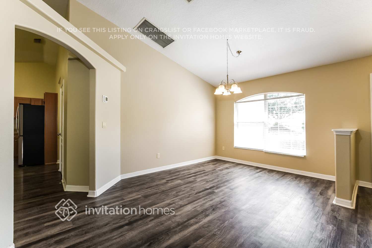 Building Photo - 752 Westview Dr