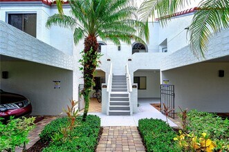 Building Photo - 559 Beachwalk Cir