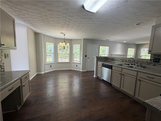 Building Photo - 3865 Crescent Walk Ln NE