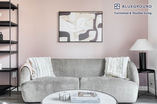 Building Photo - 2820 Sawtelle Blvd