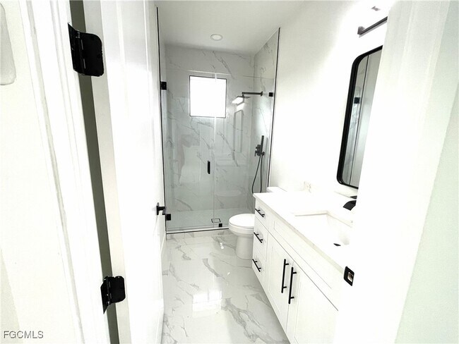 Building Photo - 1901 East 13th Street