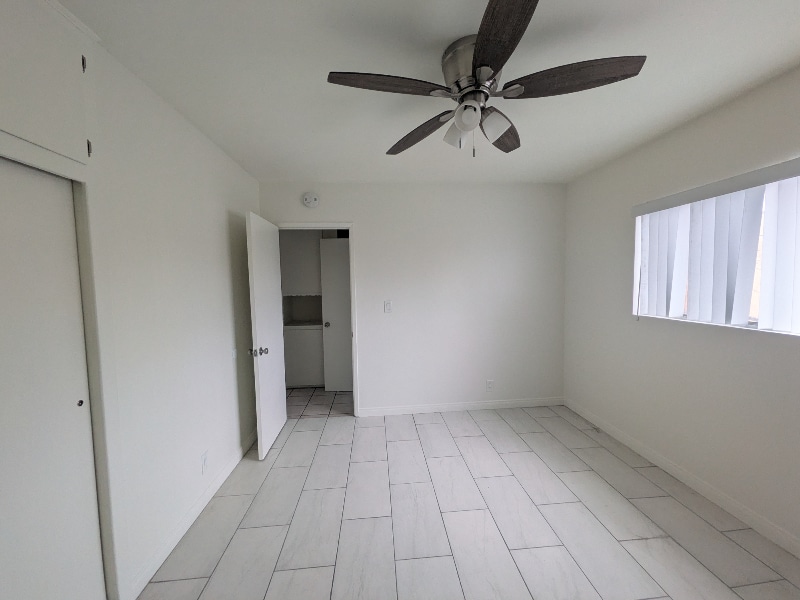 Building Photo - 6501 Stafford Ave