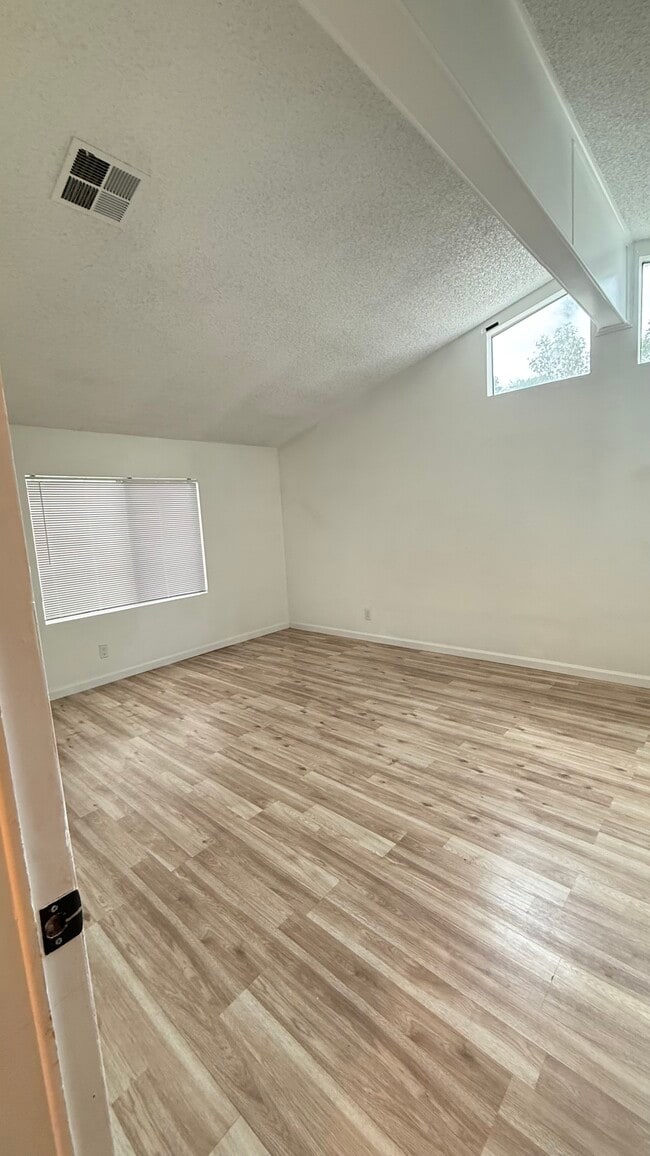 Building Photo - 24425 Woolsey Canyon Rd