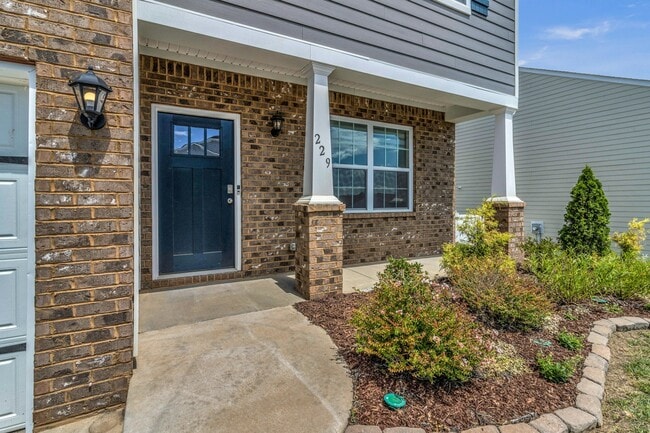 Building Photo - 229 Marathon Ln