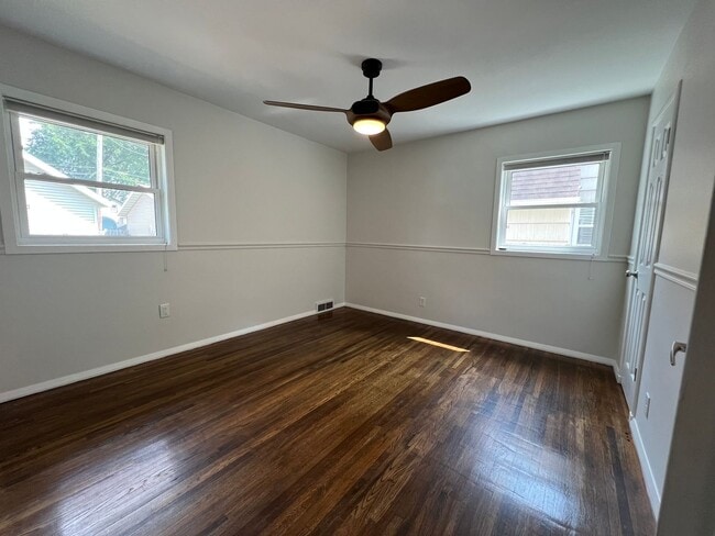 Building Photo - Lovely North Fargo Home