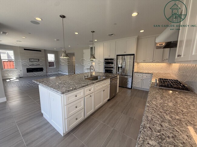 Building Photo - 266 Sandy Gulch Dr