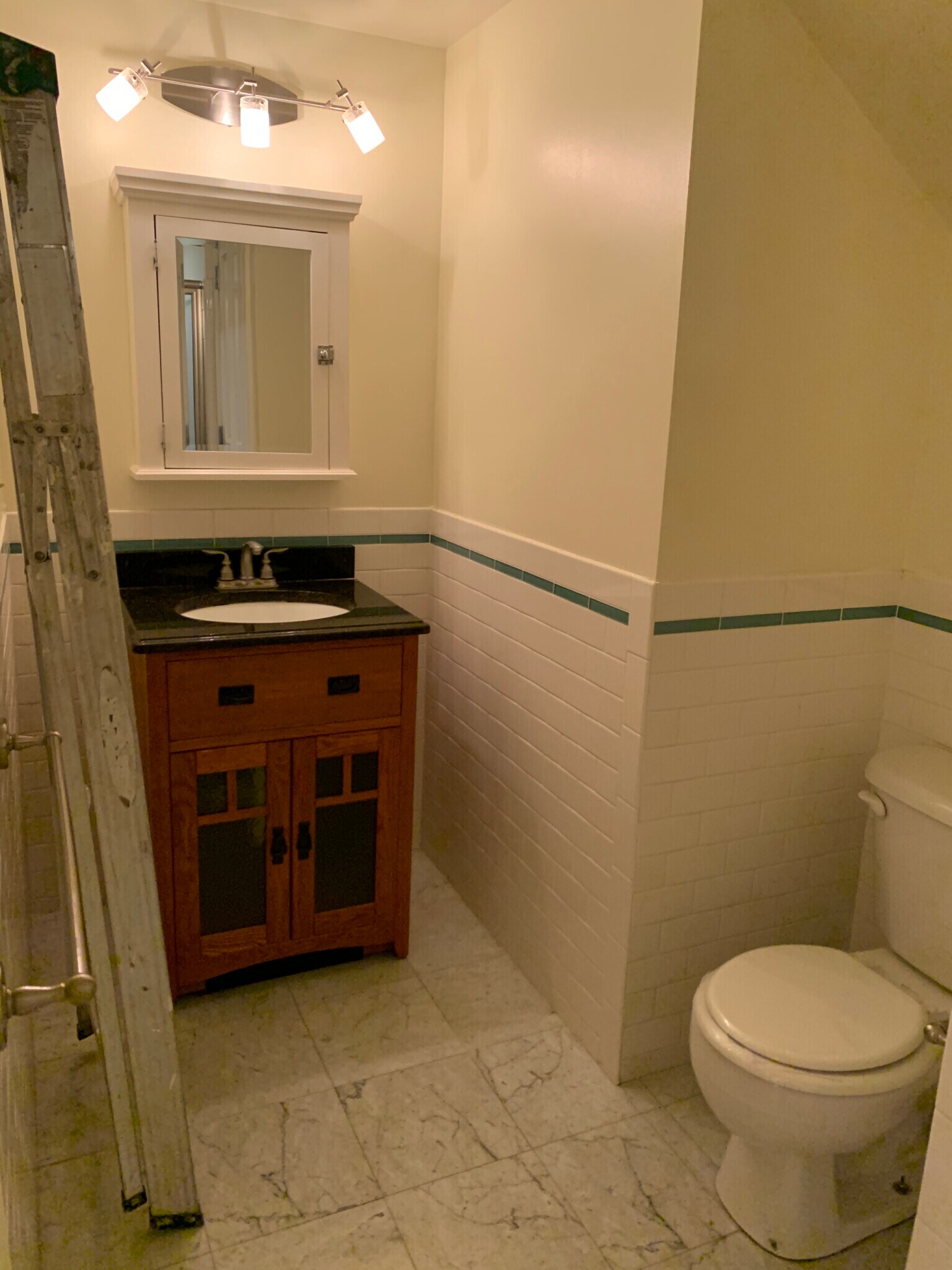 Building Photo - 195 Commonwealth Ave