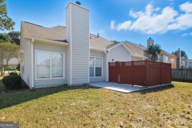 Building Photo - 4000 River Green Pkwy