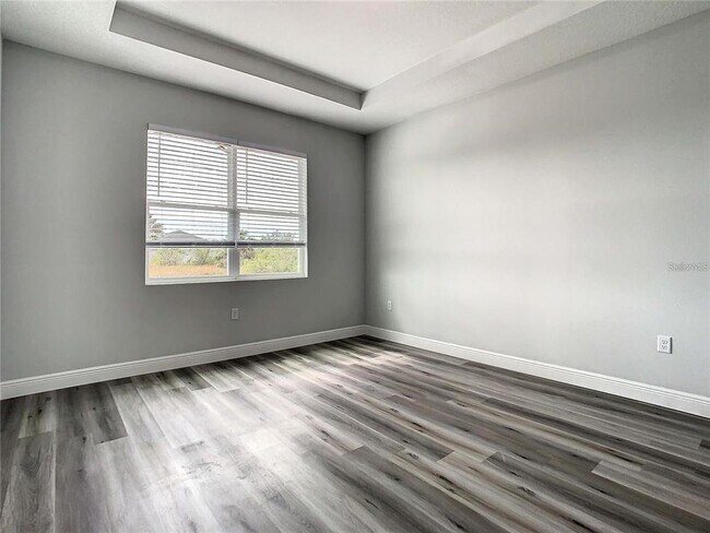 Building Photo - 1979 E Chapel Dr