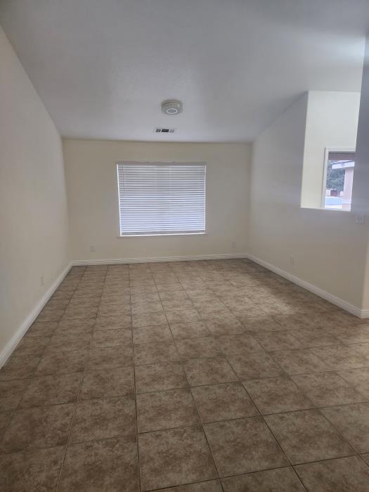 Building Photo - 1016 Summer Field Dr