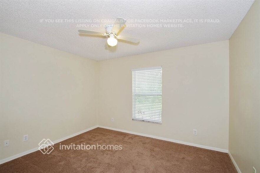 Building Photo - 3009 Tropical Cir SE