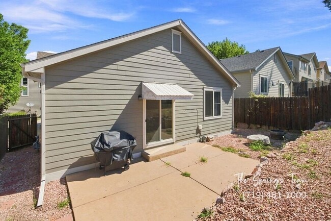 Building Photo - 3025 Dockside View