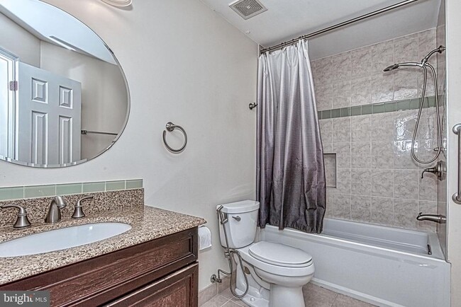 Building Photo - 9400 Van Arsdale Dr
