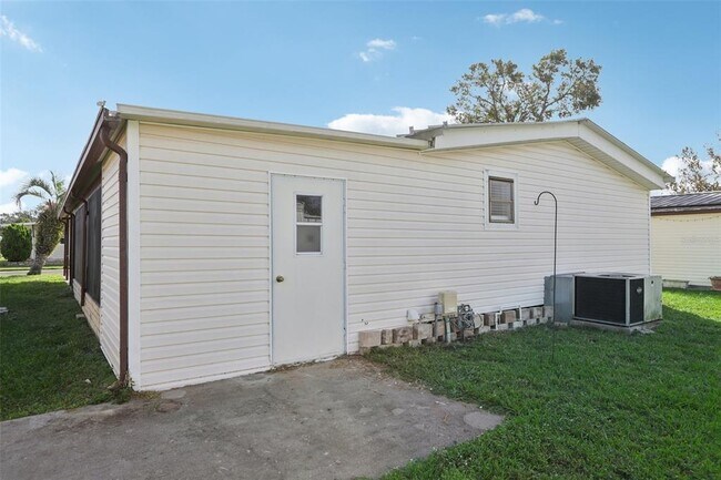 Building Photo - 3121 Briar St