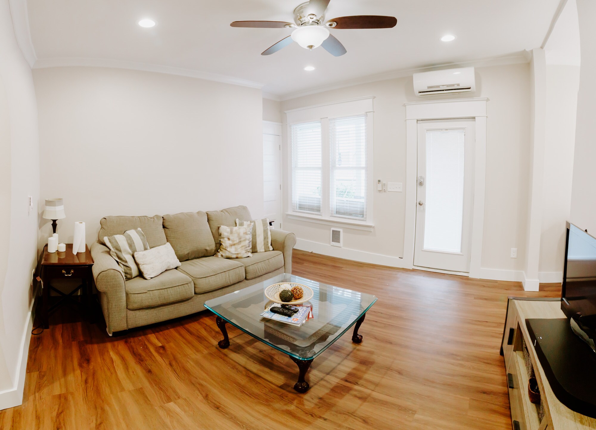 Living room &amp; front door - 4757 36th Ave S