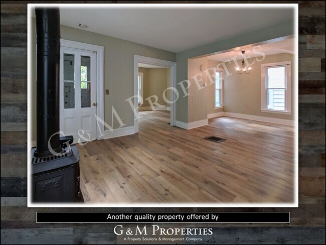Building Photo - 3-Bedroom Rental Home: South Wedge Neighborhood!