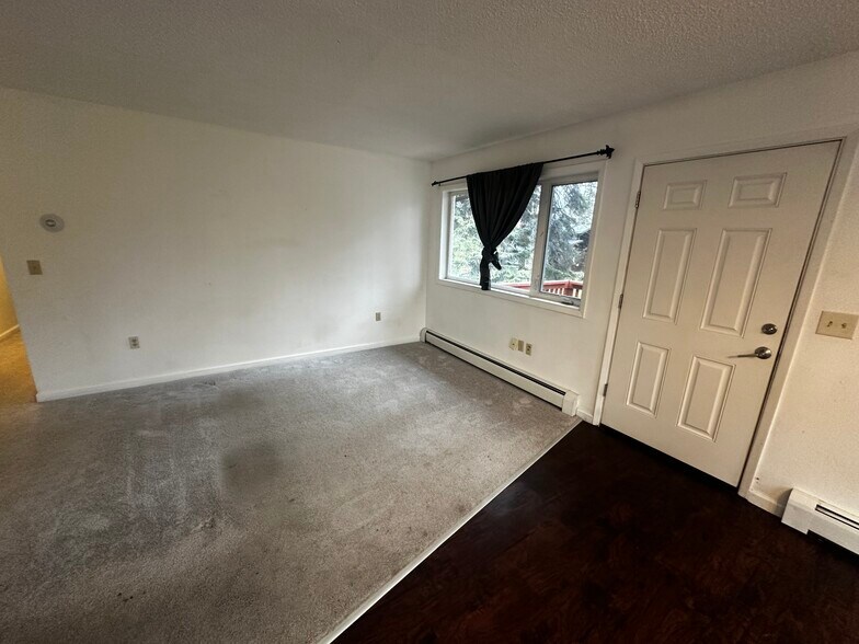 Building Photo - 85 Pepperdine dr