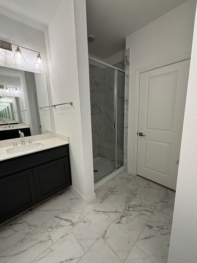 Building Photo - 4500 Ward St