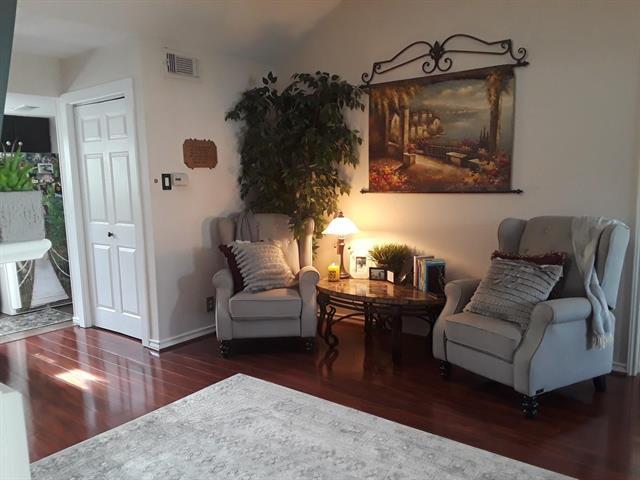 Building Photo - 6220 Bentwood Trail