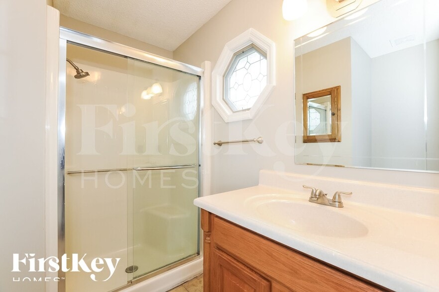 Building Photo - 507 Belmont Dr