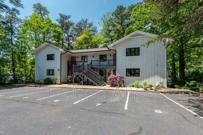 Primary Photo - 104 Glenn Bridge Rd