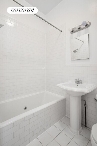 Building Photo - 130 Berkeley Pl