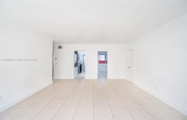 Building Photo - 732 82nd St
