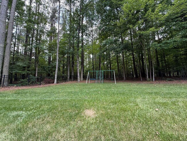 Building Photo - **OFFERING WAIVED APPLICATION FEES** Luxur...