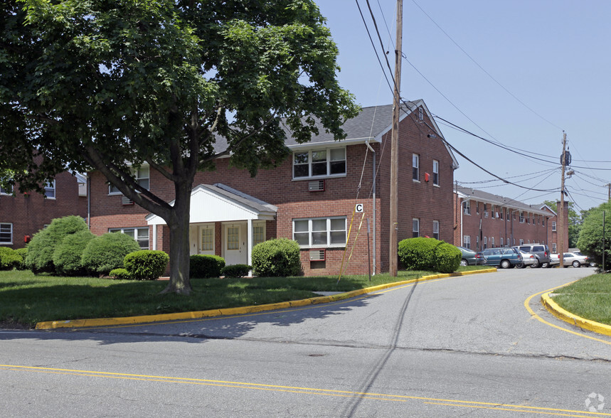 Troy Gardens - Troy Gardens Apartments