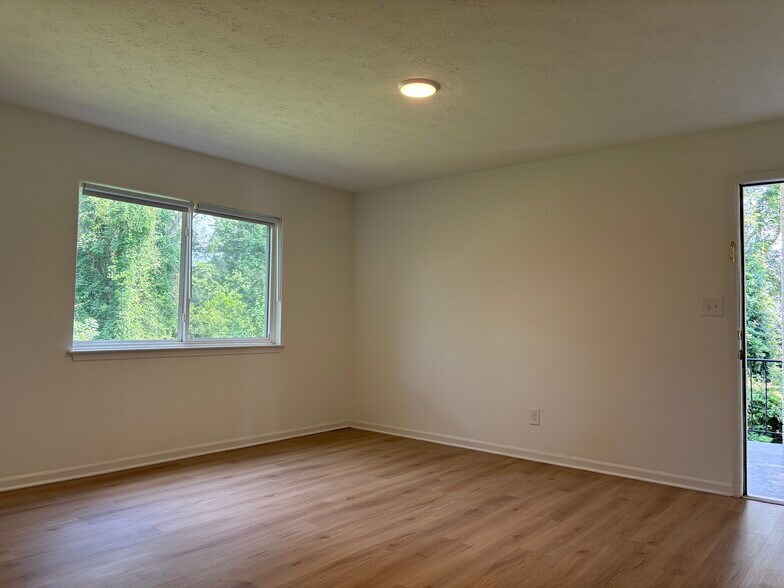 Living room - Jackson Street Apartments