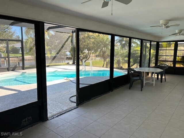 Building Photo - 6128 Cocos Dr