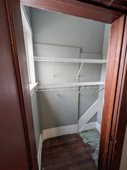 Building Photo - 214-214 S Front St