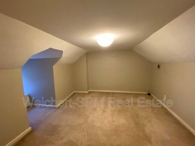 Building Photo - 410 S Greer St