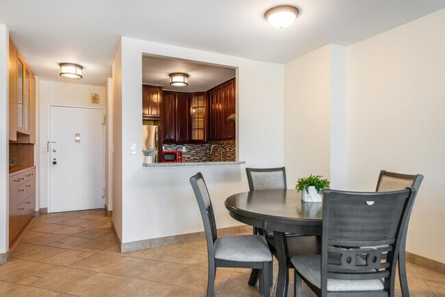 Building Photo - 7855 JFK Blvd E