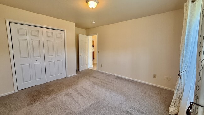 Building Photo - 1135 Spearhead Dr